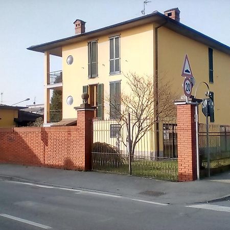 Locanda I Tarocchi Vailate Екстер'єр фото