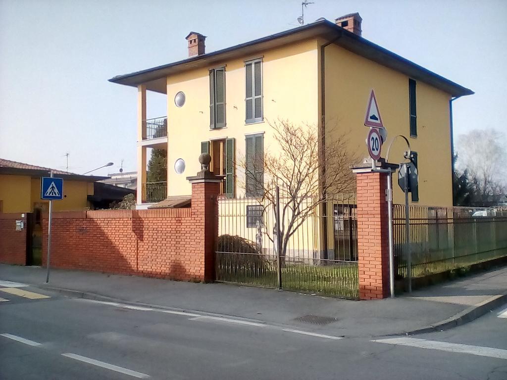 Locanda I Tarocchi Vailate Екстер'єр фото